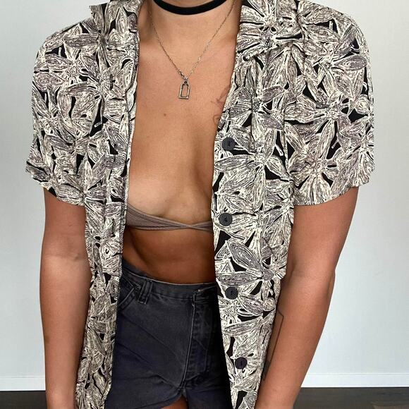 90s summer button up breezy - Picture 3 of 3